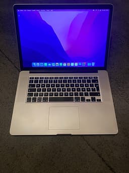 MacBook Pro Mid 2015 15.4" - Intel Core i7 - 16GB RAM - 512GB SSD