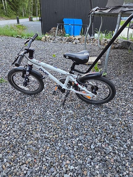 Frog 48 barncykel 16" vit