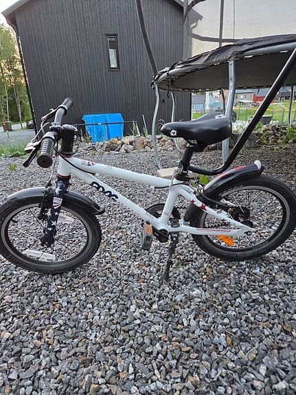 Frog 48 barncykel 16" vit