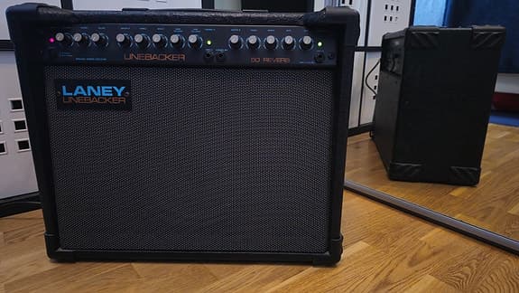 UNIK LANEY Linebacker 50 Reverb förstärkare i Nyskick från 1986
