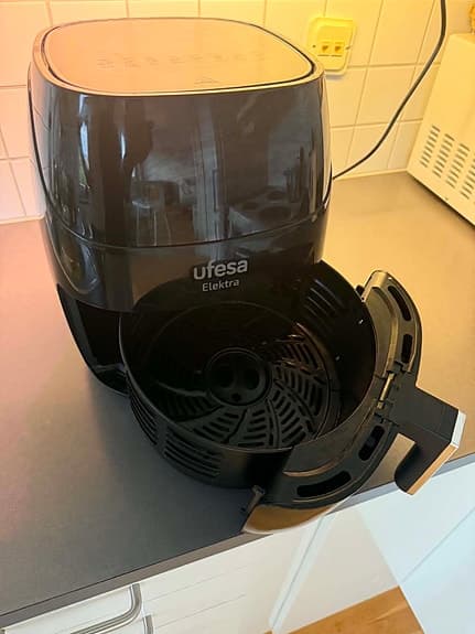 Ufesa Elektra Air Fryer 5L – Nästan ny, endast använd 4 gånger