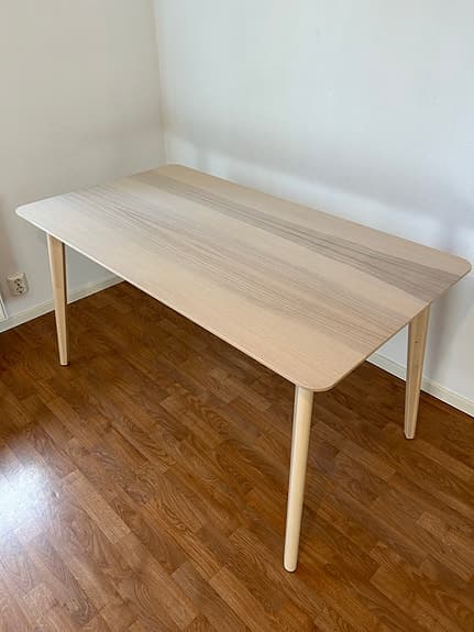 Matbord Lisabo i askfaner, IKEA