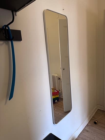 IKEA spegel helkropp väggspegel