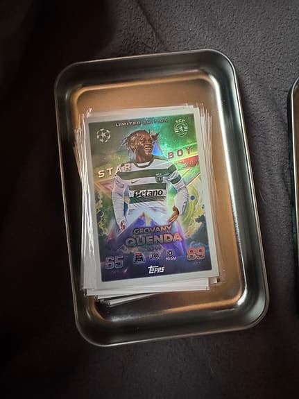 Topps Match Attax Gladiators samlarlåda med fotbollskort Champions League