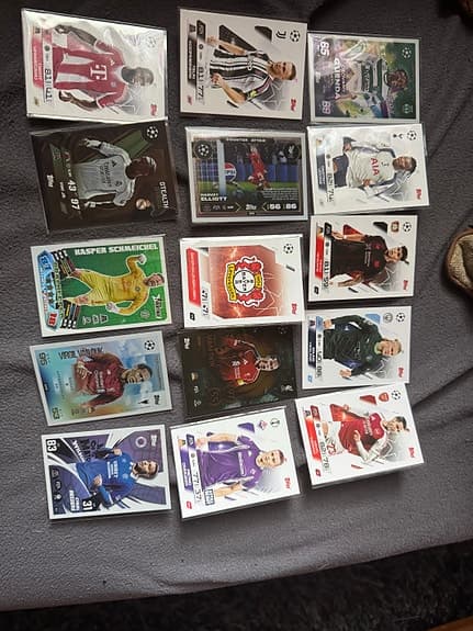 Topps Match Attax Gladiators samlarlåda med fotbollskort Champions League
