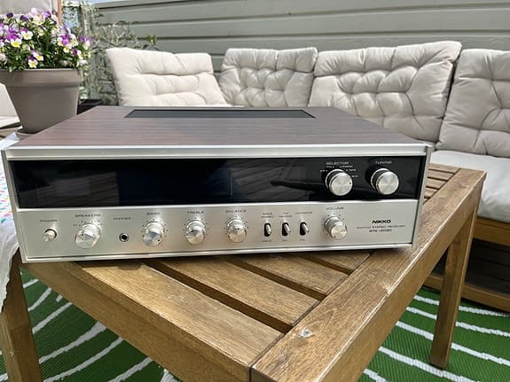 Nikko STA-4030 receiver