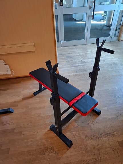 Ny Träningsbänk med skivstångsställning