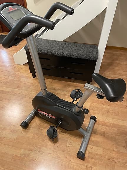 Monark Master Home Line 550 motionscykel svart
