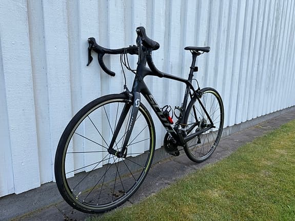 Scott Addict 10 Kolfiber (2018) – I absolut nyskick! (Endast 50 mil)