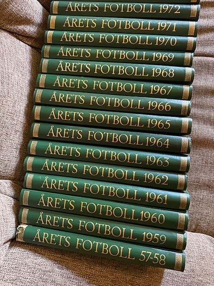 Årets Fotboll böcker samling 1957–2010