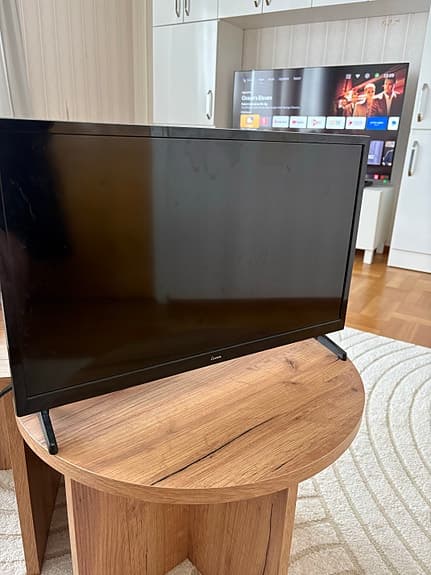 24 Tum Smart TV