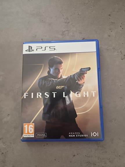PS5 spel 007 First Light