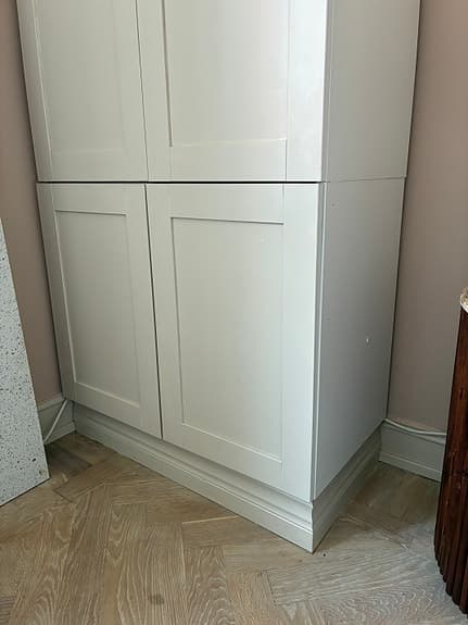 Tre stycken IKEA skåp med tillhörande lådor