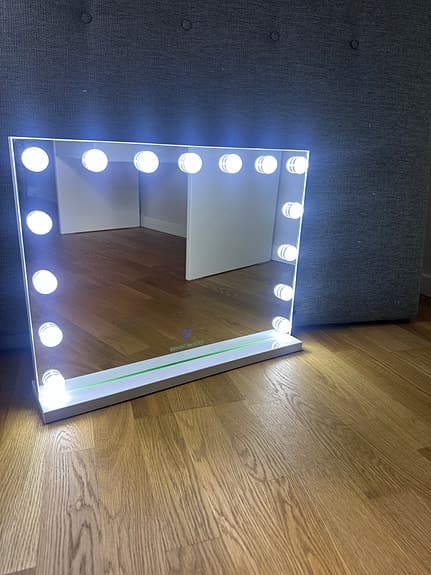Spegel med LED belysning Bright Beauty