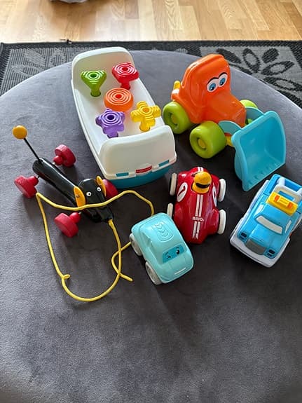 Blandade babyleksaker, 75kr för allt