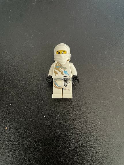 Zane DX från LEGO Ninjago-serien, släppt år 2011.