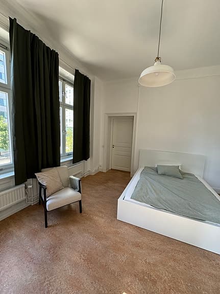 IKEA sängram med madrass vit 160x200cm