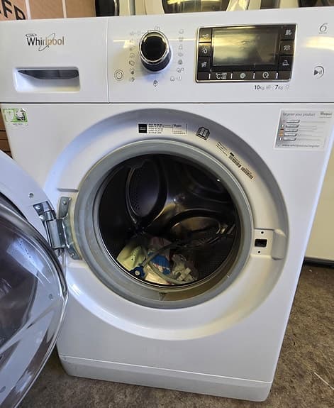 Whirlpool kombinerad tvättmaskin med torktumlare – 2 500 kr