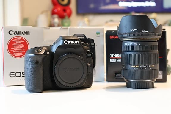 Canon EOS 80D + Sigma 17-50mm f/2.8 OS HSM –under 8000 exponeringar