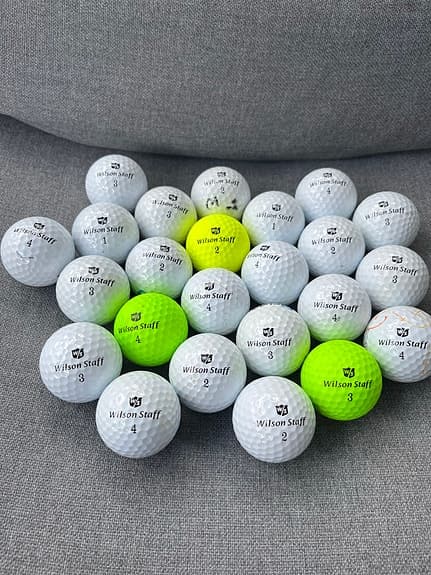 24 st Wilson Staff professional golfbollar i mkt bra skick
