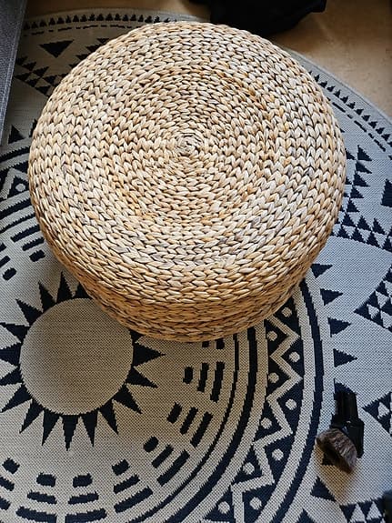 2 st flätade sittkuddar, IKEA