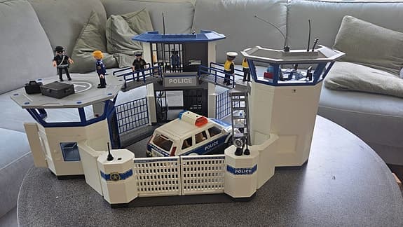 Playmobil polisstation