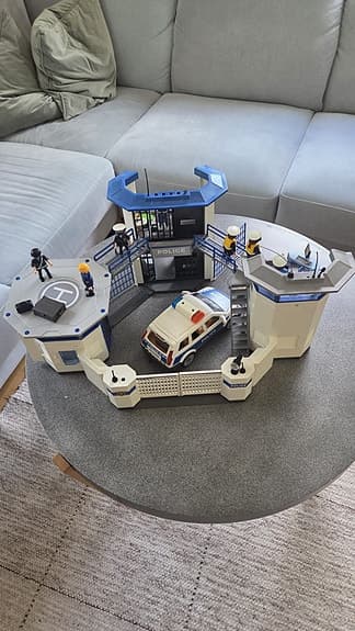 Playmobil polisstation