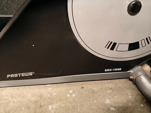 Proteus EEC-1500 crosstrainer med träningsdator