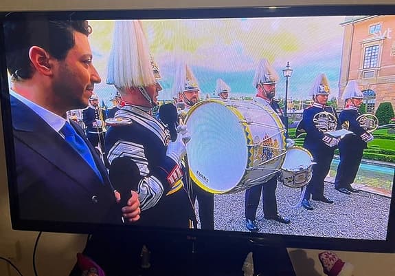 LG 50" TV + TV-bänk GRATIS – 600 kr