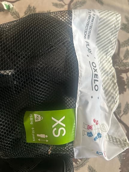 Oxelo skyddsutrustning barn XS svart