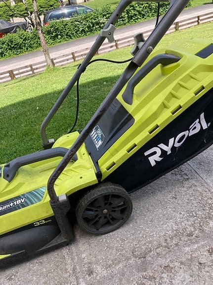 Ryobi batteri gräsklippare 36V grön