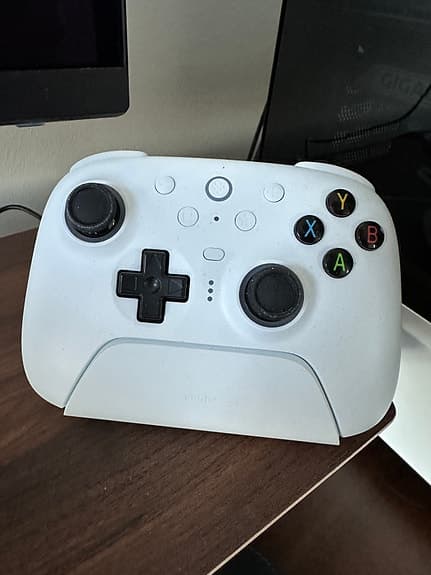 8BitDo Ultimate 2 Wireless Controller (White) – PC / Android