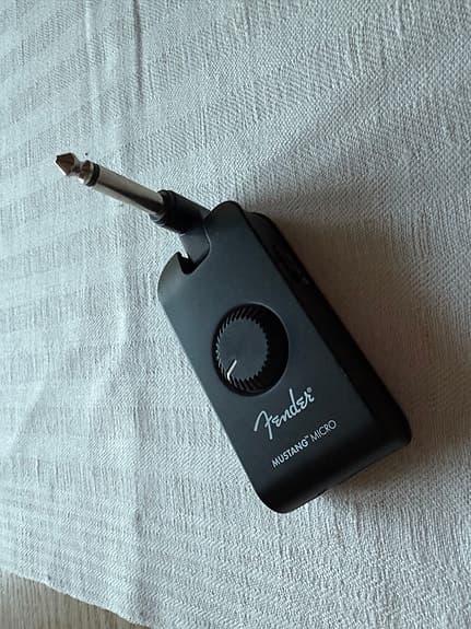 Fender Mustang Micro portabel förstärkare