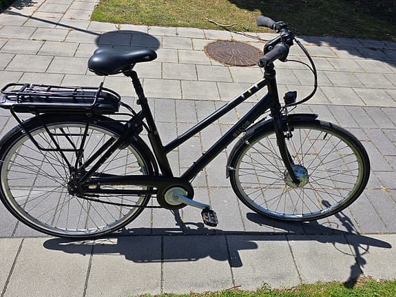 Batavus.E-fly och Sco Elcyklar