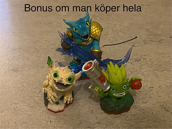 3 Skylanders spel och figurer till Playstation 3
