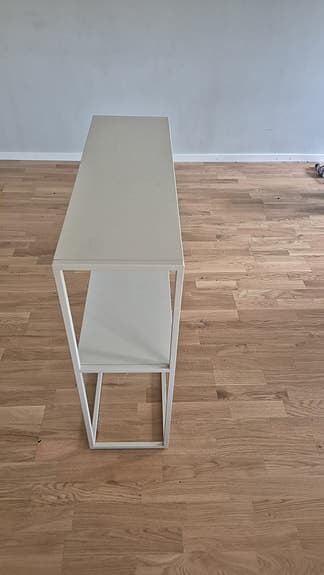 Ljus grön hylla