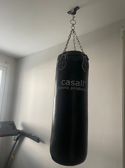 Casall boxningssäck med kedja boxningshandskar
