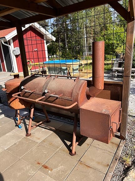 Stor vedeldad reverse smoker