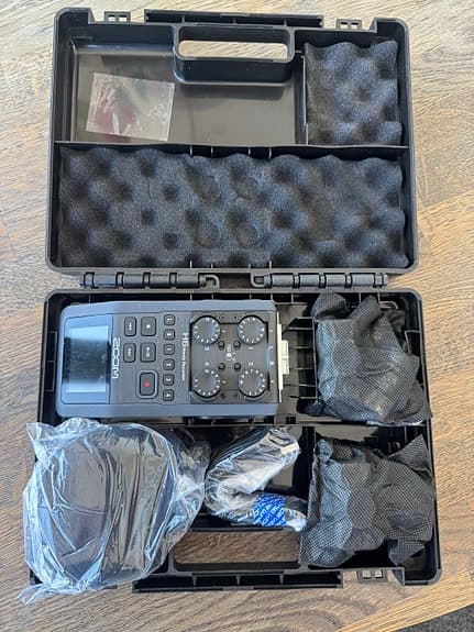 Komplett set för podcast/stream (Zoom H6+Røde M3 och NT-USB)