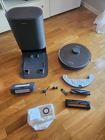 Dreame D10s plus robotdammsugare och mopp med auto-tömning
