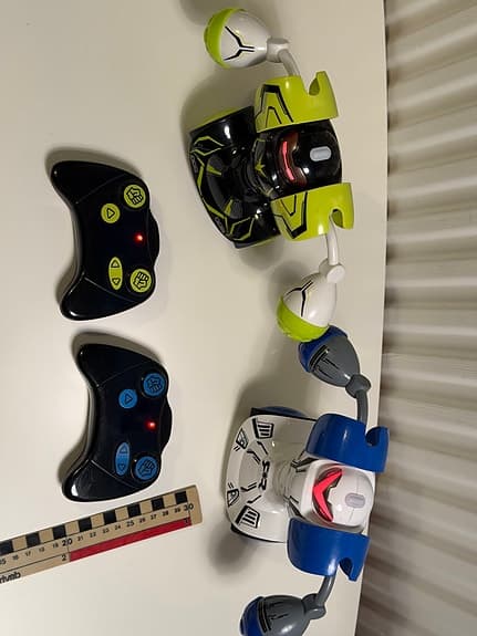 Robo Kombat Twin Pack – 2 robotar + 2 kontroller