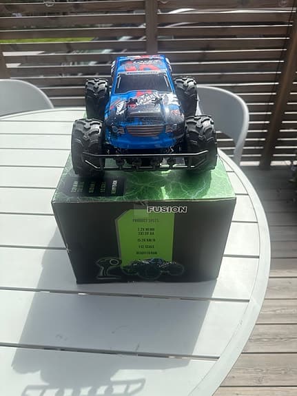 Radiostyrd bil Desert Monster 2.4 GHz blå
