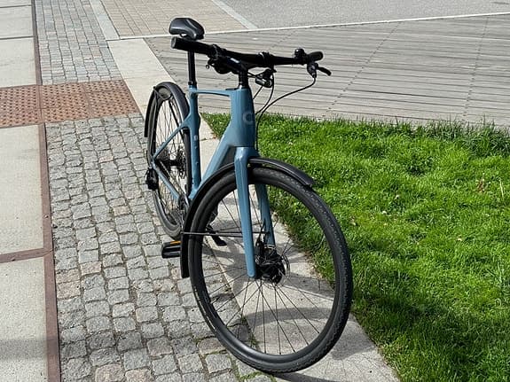 Cannondale Tesoro Neo Carbon 2 (Large)– Elcykel hybrid 2024