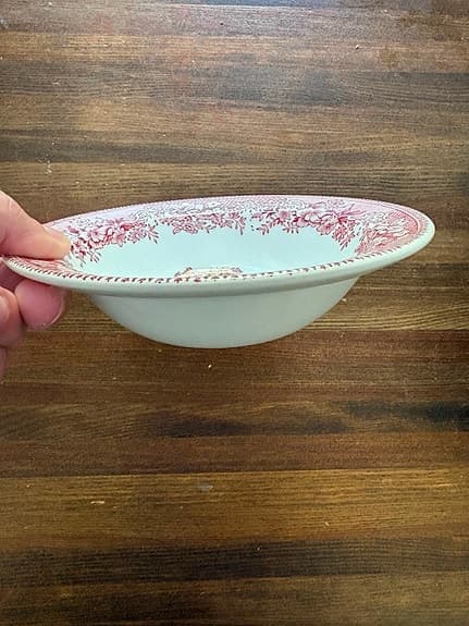 12 st djupa tallrikar Wedgwood Avon Cottage – vackert rött mönster