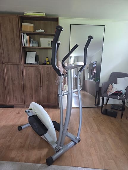 Crosstrainer CT 400 träningsmaskin