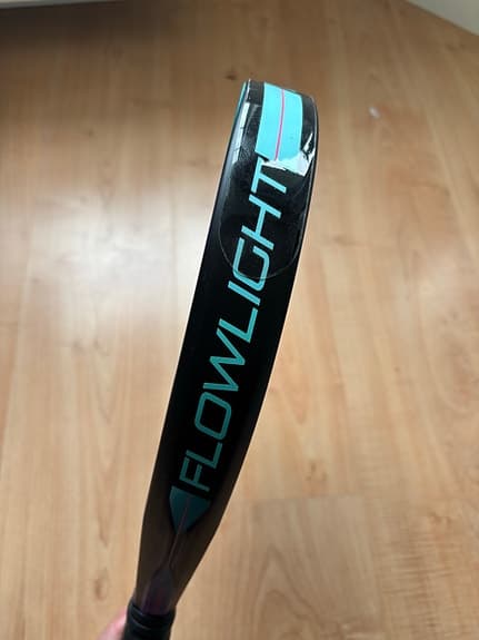 Bullpadel Flow Light padelracket