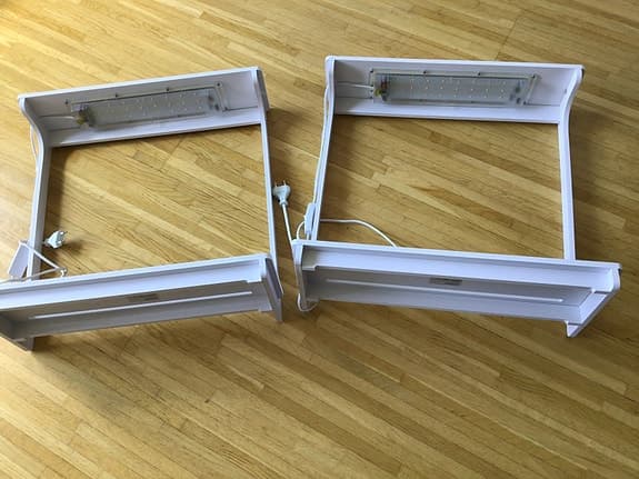 Vita växtlampor / belysningställ för odling