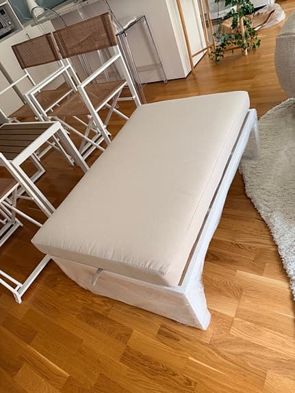 Stor sittbänk vit/beige (ny) utomhusmöbel