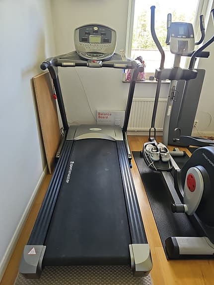 Lopband+crosstrainer+spinningcyckle. Allt för Sek 5 500