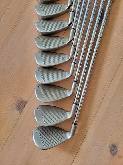 Golfklubbor järnset 3–S